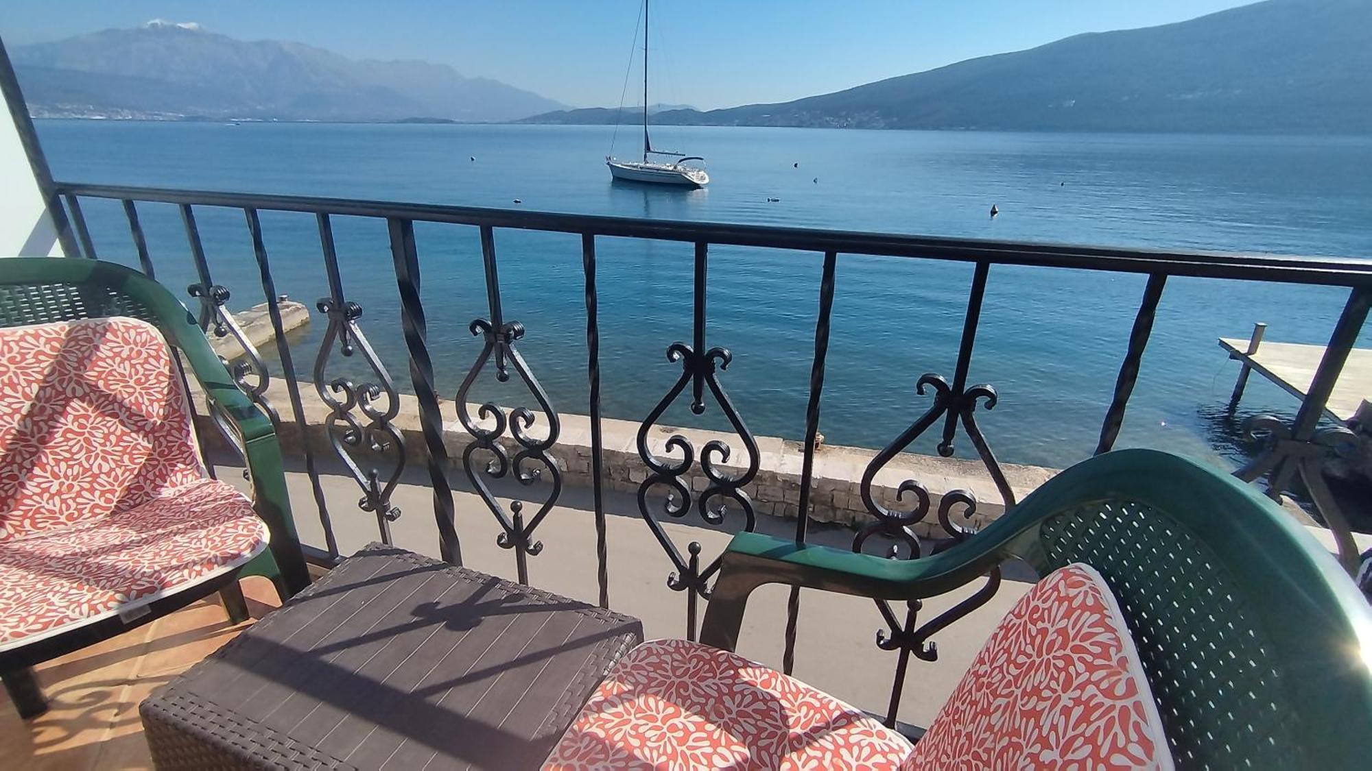 Rooms Beba Herceg Novi Eksteriør bilde