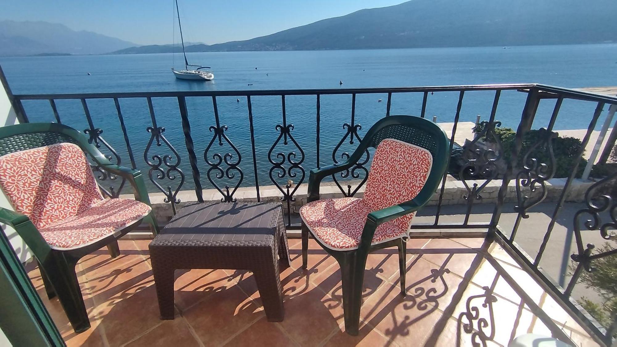 Rooms Beba Herceg Novi Eksteriør bilde