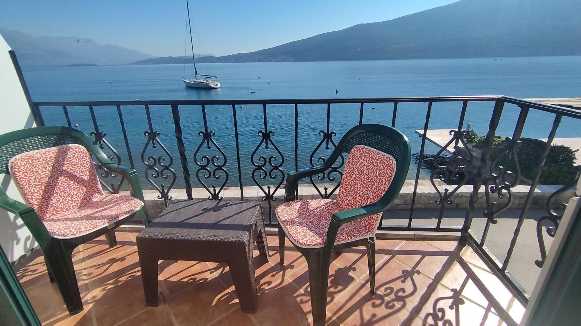 Rooms Beba Herceg Novi Eksteriør bilde